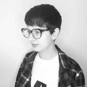 Meet your Posher, Claire